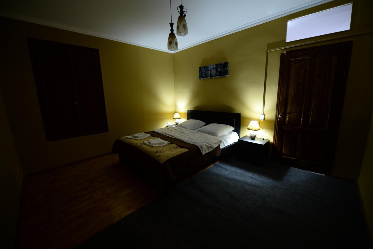 Sweet Home Apartment ティビリシ エクステリア 写真